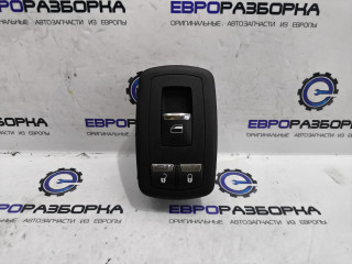 кнопка стеклоподъемника двери Maserati Levante 1 поколение M161 2019, 3.0 л., бензин, АКПП, 670025405, 670097036, 670019818