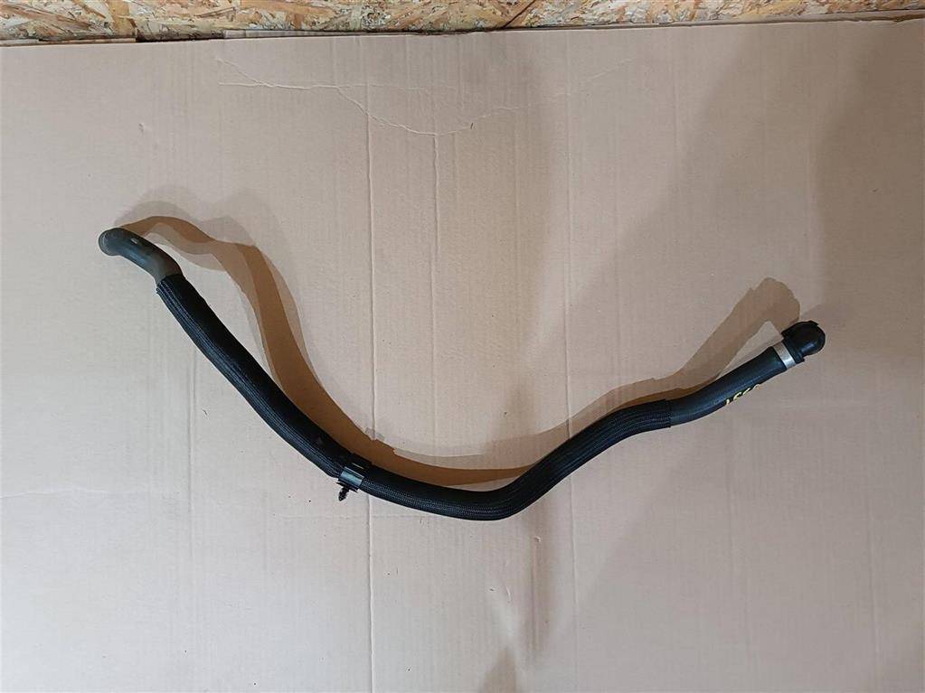 патрубок (трубопровод, шланг) Land Rover Discovery Sport 1 поколение L550 2019, 2.0 л., дизель, АКПП, передний привод - фото №1