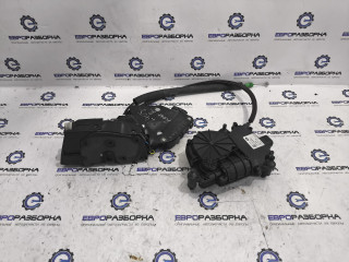 замок двери задней правой Land Rover Range Rover 4 поколение L405 2013, 4.4 л., дизель, АКПП, полный привод, правый руль, LR064861, CK52218A42BC, CK52218A42BE, LR108981, CK52218A42BF, CK52218A42B