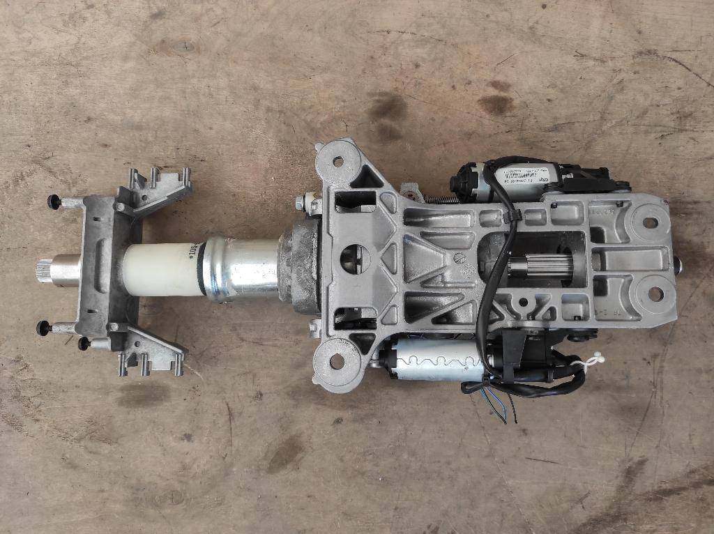 рулевая колонка BMW 6 серия F06/F12/F13 F13 2012, 4.4 л., i, N63 B44 C, бензин, АКПП, купе, задний привод, 323, 6787926, 6787926 - фото №1