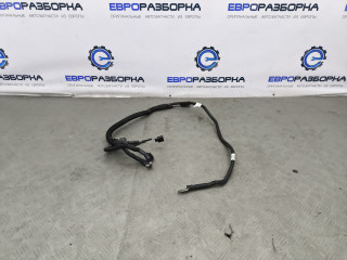 провод с генератора на стартер Bentley Bentayga 1 поколение [рестайлинг] 4V1 2023, 4.0 л., TFSI, DCU, бензин, АКПП, темно-зеленый перламутр, внедорожник 5 дв., полный привод, правый руль, 4M0971228BT