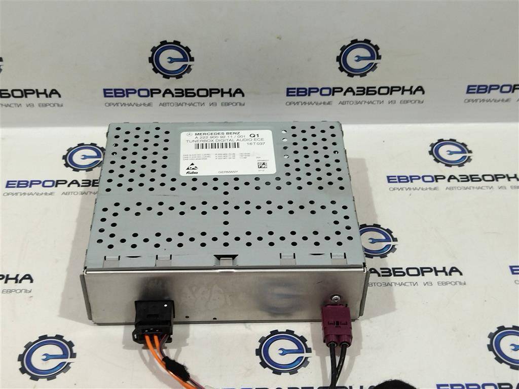 блок радио Mercedes-Benz GLE Coupe C292 2016, 3.0 л., дизель, АКПП, передний привод, A2229009211, A2229002710, A2229005117, A2229010202, A2229027009, A2229027109 - фото №1