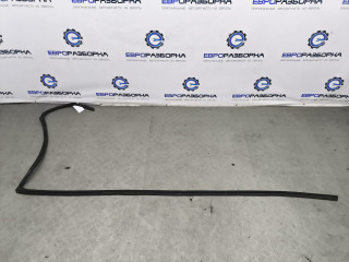 уплотнитель Bentley Bentayga 1 поколение [рестайлинг] 4V1 2023, 4.0 л., TFSI, DCU, бензин, АКПП, темно-зеленый перламутр, внедорожник 5 дв., полный привод, правый руль, 36A839120B