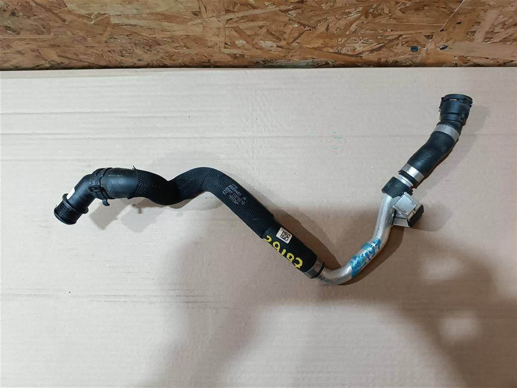патрубок радиатора BMW X2 F39 2021, 2.0 л., бензин, АКПП, полный привод, правый руль, 17128658488, 17128658489 - фото №1
