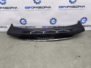 накладка двери (крышки) багажника Maserati Levante 1 поколение M161 2019, 3.0 л., бензин, АКПП, 670042733