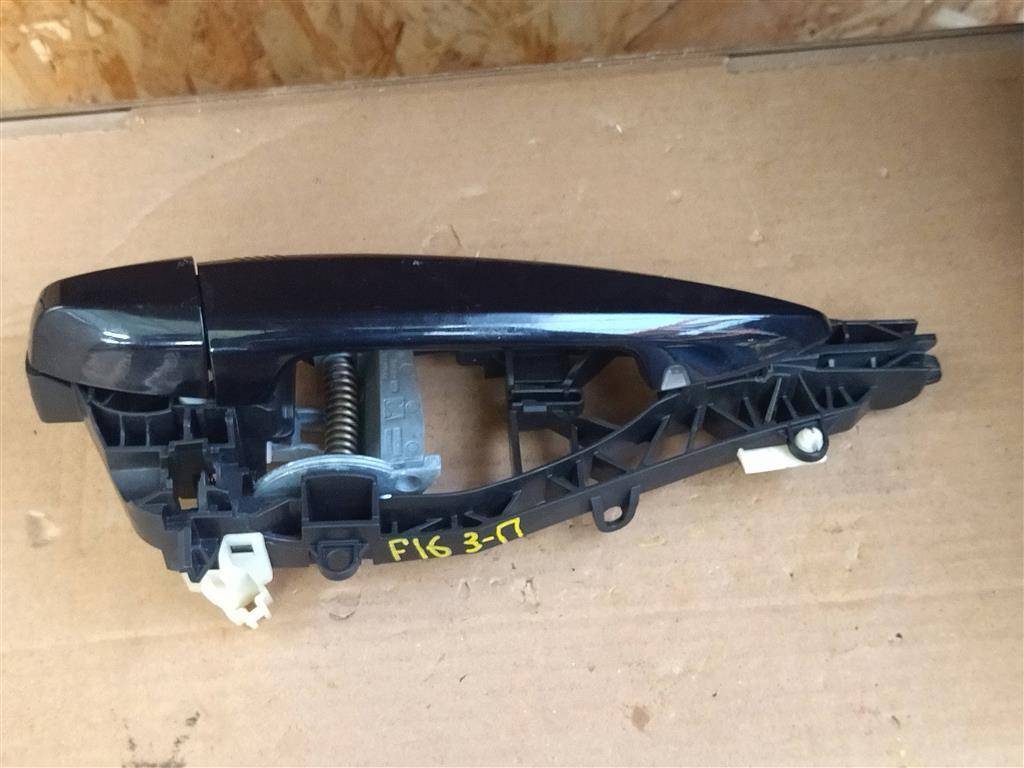 ручка наружная задняя правая BMW X6 F16 2015, 3.0 л., D, N57 D30 C, дизель, АКПП, внедорожник 5 дв., полный привод, 512, 7384808, 7384808 - фото №1