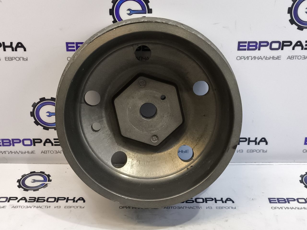 шкив коленвала Audi SQ5 FY 2018, 3.0 л., TFSI, бензин, АКПП, передний привод, 06M105251BB, 06M105251BE - фото №1