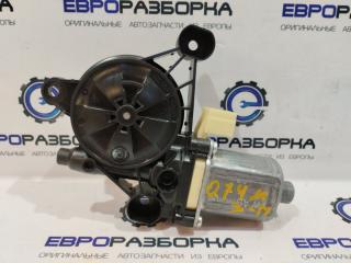 моторчик стеклоподъемника задний правый Audi Q7 4M 2018, 3.0 л., TDi, CZZ, дизель, АКПП, серый, внедорожник 5 дв., полный привод, правый руль, 4M0959801DE, 8W0959801