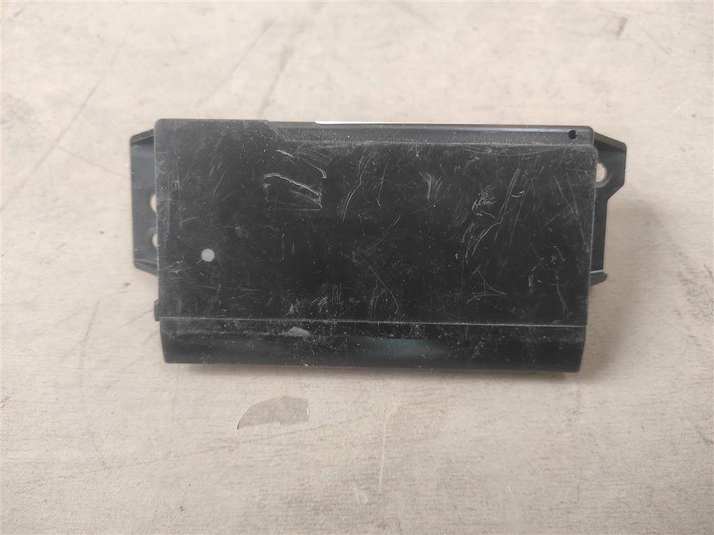 кнопка (выключатель) Land Rover Range Rover Sport 2 поколение L494 2017, 3.0 л., дизель, АКПП, передний привод, GPLA18C858CD, GPLA18C858CD - фото №1