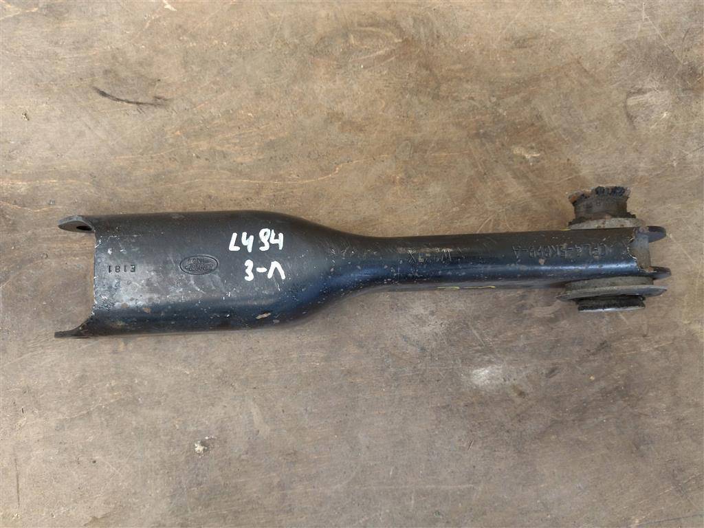 рычаг задний Land Rover Range Rover Sport 2 поколение L494 2017, 3.0 л., дизель, АКПП, передний привод, CPLA5K899A, DPLA5K976AE, DPLA5K976AG, LR048091, LR118364, LR118365, LR128796, LR128797, LR163130, LR163135, DPLA5K898AD, DPLA5K976AD, LR048090, LR048091 - фото №1