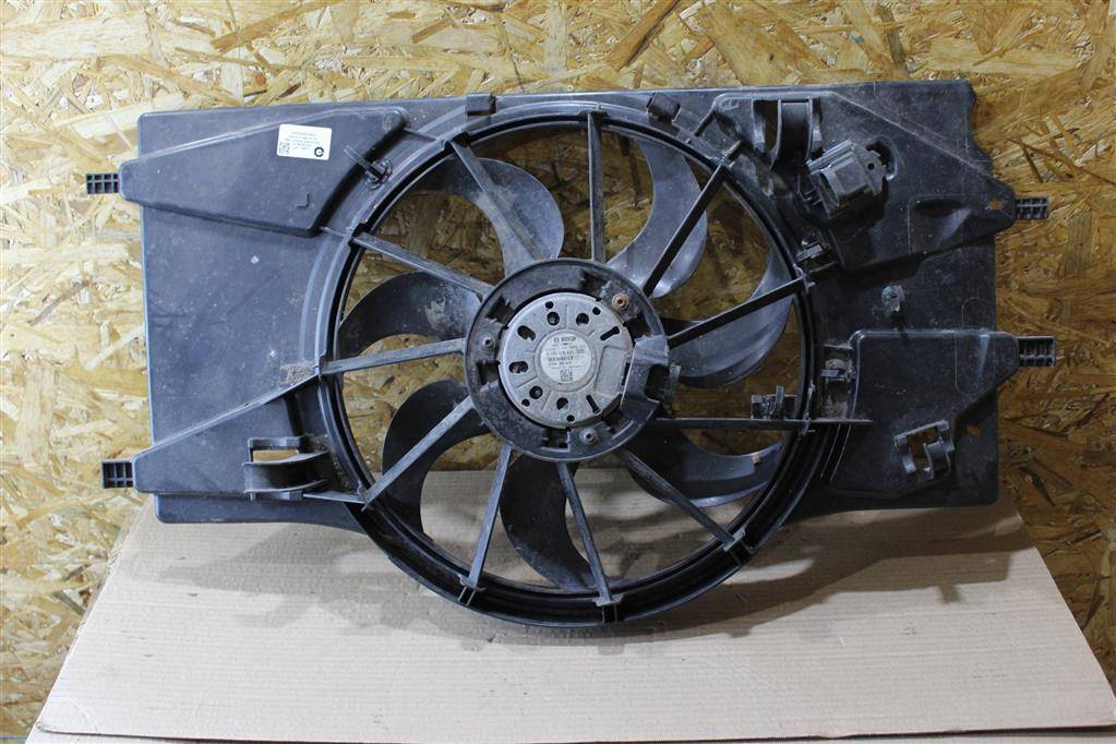 вентилятор радиатора Renault Laguna 3 поколение 2008, АКПП, передний привод, 3, 214818542R, 130308420 - фото №1