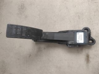 педаль Mercedes-Benz M-Класс W164 2007, 3.0 л., CDi, дизель, АКПП, передний привод, A1643000104, A1643000104