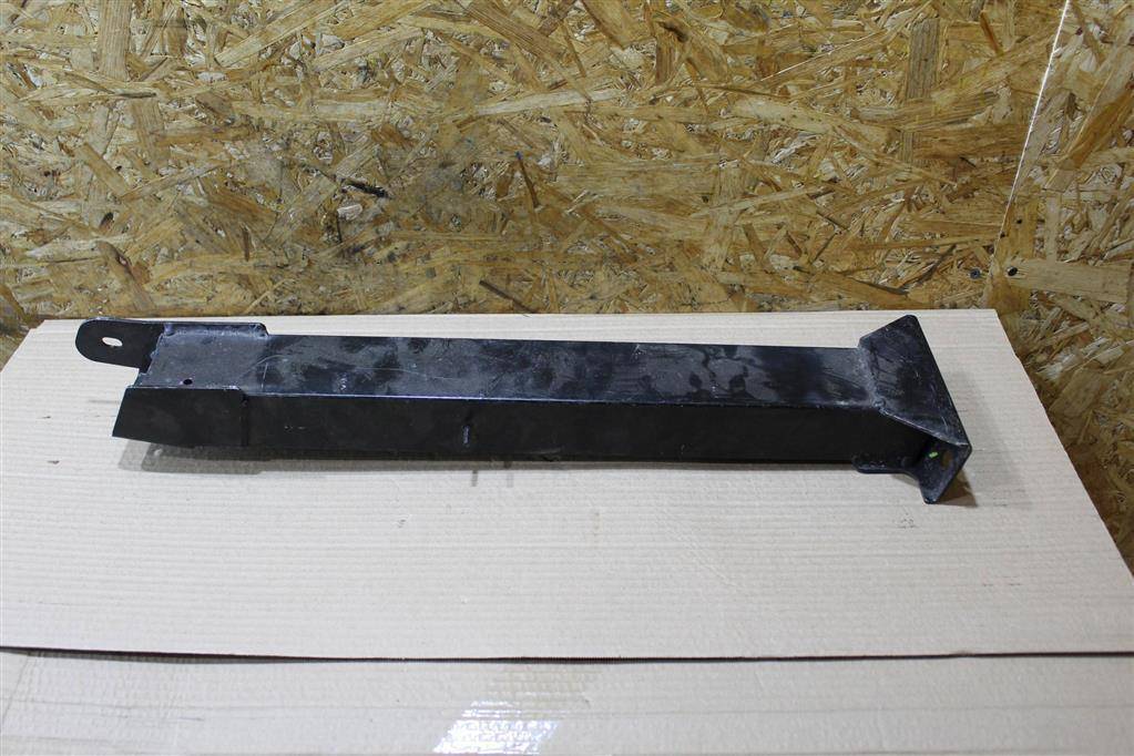 усилитель бампера заднего Audi R8 42 2008, 4.0 л., TFSI, бензин, АКПП, купе, передний привод, 420805102F - фото №1