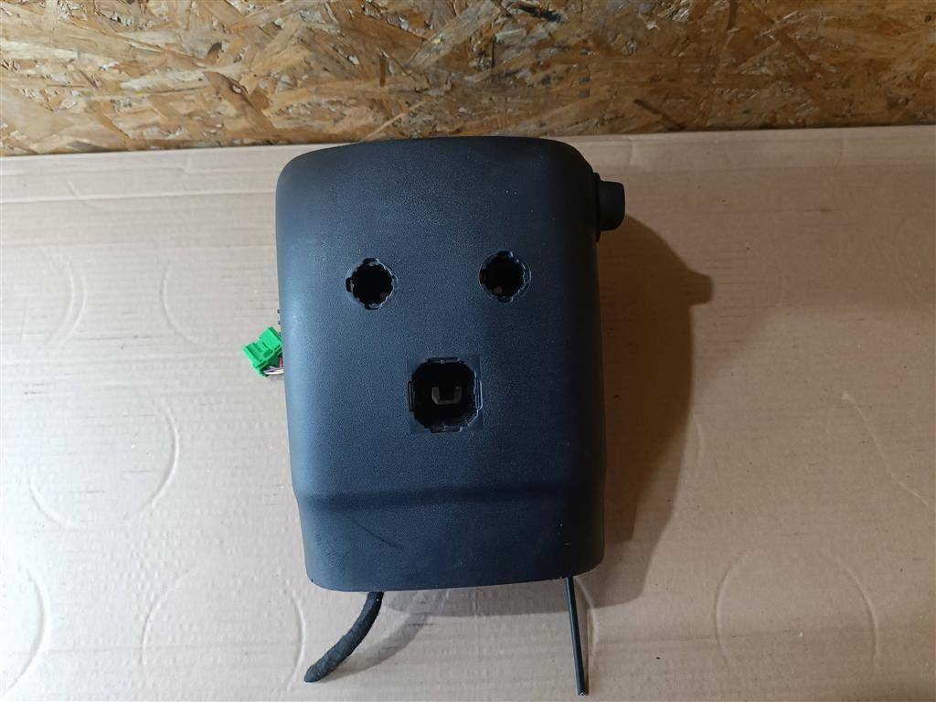 кожух рулевой колонки Jaguar XE 1 поколение X760 2015, 2.0 л., дизель, АКПП, передний привод, LR091669, T2H23876, GX733F900AD, GX733F900AC, T2H3101, GX733F900AC - фото №1