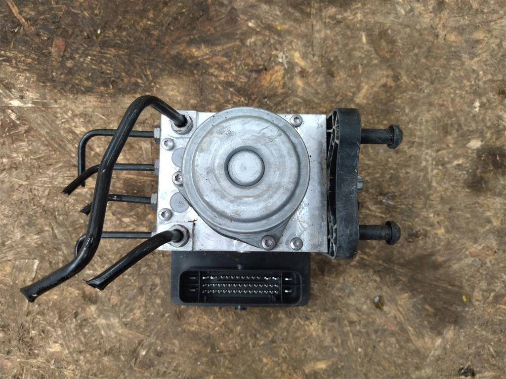 блок ABS Mercedes-Benz E-Класс W213/S213/C238/A238 W213 2017, 2.0 л., CDi, дизель, АКПП, передний привод, A2134311601, A2134311601 - фото №1