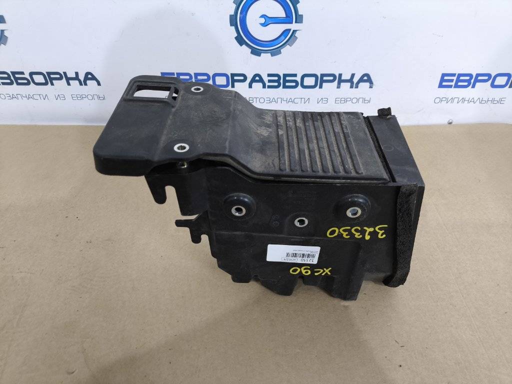 Полка АКБ Volvo XC90 2 поколение 2019, 2.0 л., дизель, АКПП, передний привод, 31651454 - фото №1