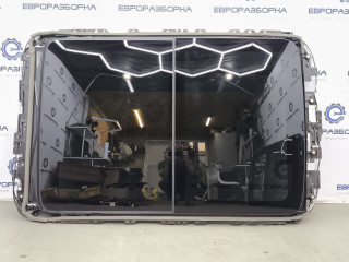 люк Audi Q7 4M [2-й рестайлинг] 4M 2025, 3.0 л., TFSI, DCB, бензин, АКПП, y9t metallic mythical black, внедорожник 5 дв., полный привод, правый руль, 4M0877049F, 4M0877041J