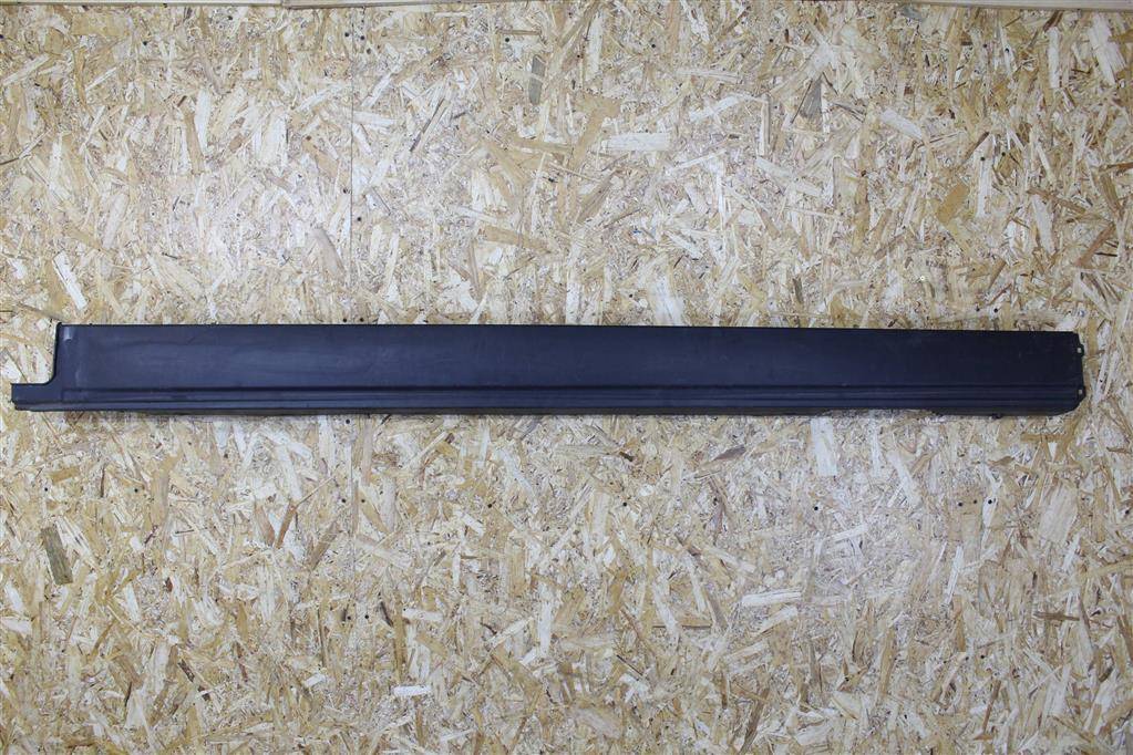 накладка на порог Land Rover Range Rover 4 поколение L405 2014, 4.4 л., дизель, АКПП, полный привод, правый руль, EPLA101D57BB, EPLA101D57BB, LR049245 - фото №1