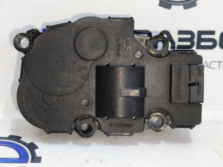 моторчик заслонки печки Bentley Bentayga 1 поколение [рестайлинг] 4V1 2023, 4.0 л., TFSI, DCU, бензин, АКПП, темно-зеленый перламутр, внедорожник 5 дв., полный привод, правый руль, EGP0065