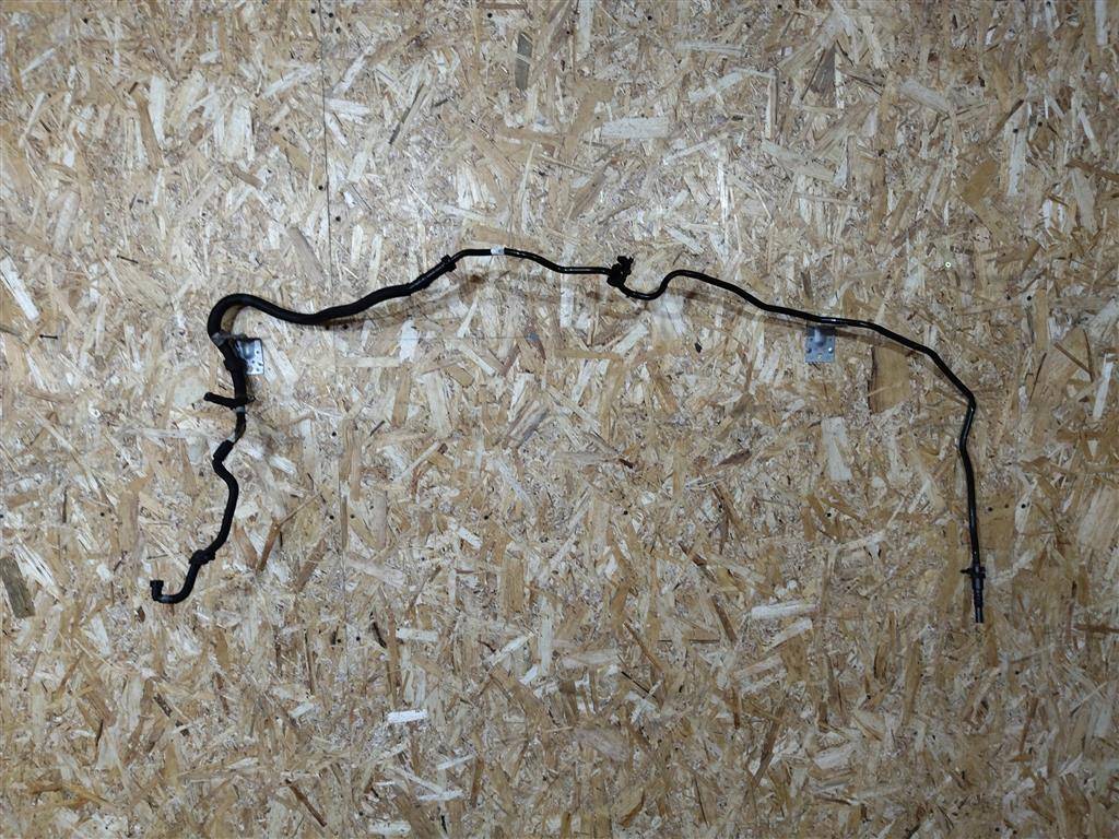 патрубок (трубопровод, шланг) BMW X6 E71/E72 E71 2011, 3.0 л., D, N57 D30 B, дизель, АКПП, передний привод, 13537799994, 13537799995 - фото №1