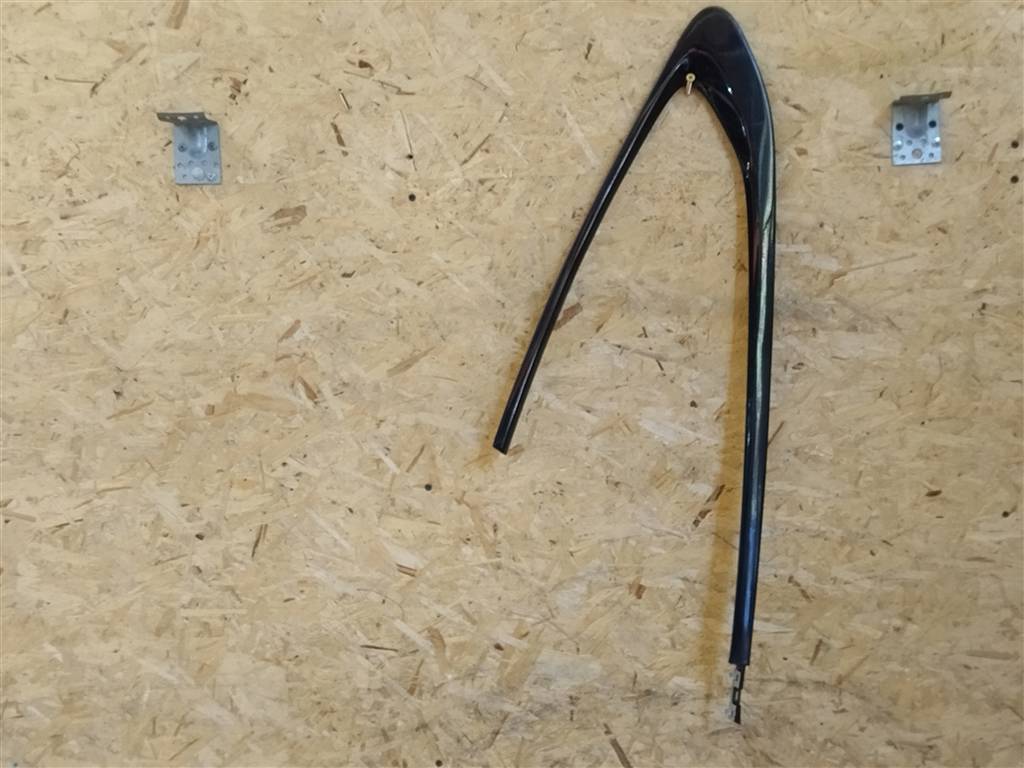 молдинг стекла BMW 6 GT G32 2017, 3.0 л., дизель, АКПП, полный привод, правый руль, 514, 8495574, 8495574 - фото №1