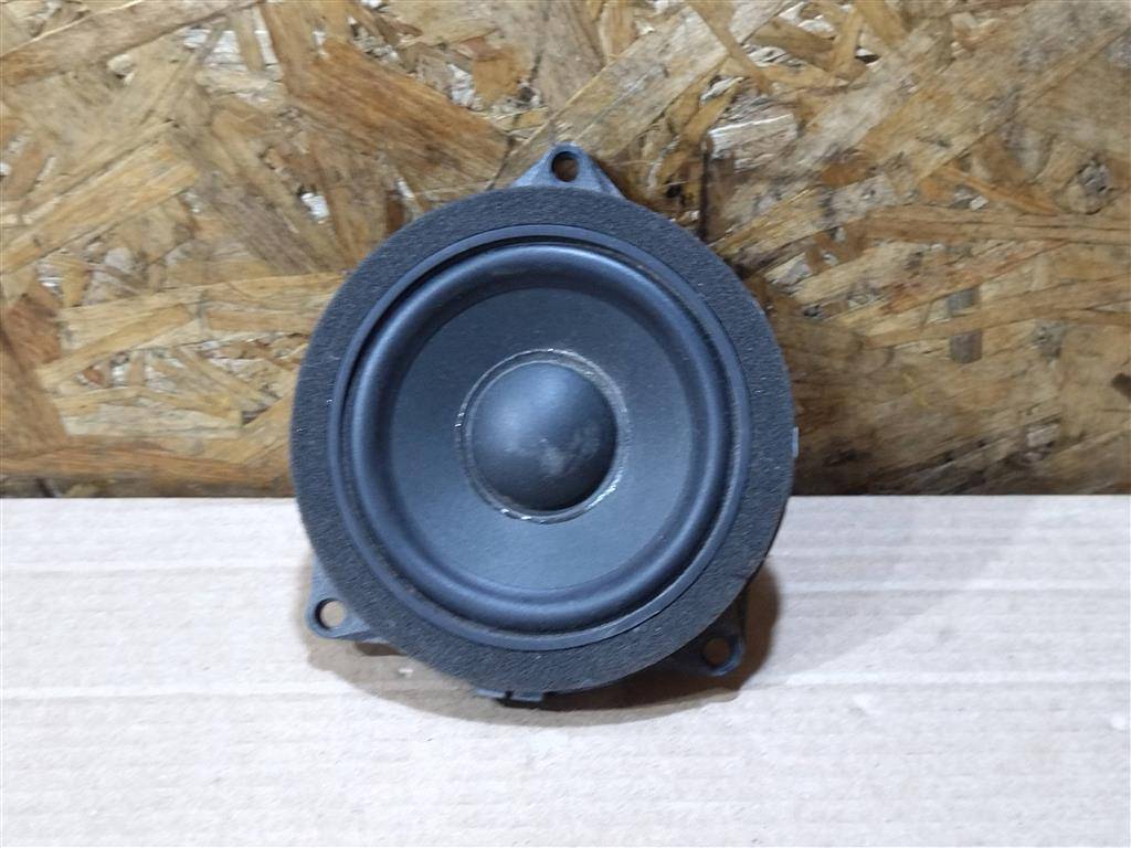 динамик высокочастотный (пищалка) BMW X3 G01 2018, 2.0 л., бензин, АКПП, передний привод, 65136813105, 65136813106 - фото №1