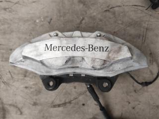суппорт передний правый Mercedes-Benz E-Класс W213/S213/C238/A238 C238 2018, 2.0 л., бензин, АКПП, передний привод, A0004210100, A0004210000, A0004210100