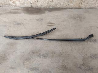 щеткодержатель (поводок стеклоочистителя, дворник) Jeep Grand Cherokee 4 поколение [2-й рестайлинг] WK2 2017, 3.0 л., CRD, дизель, АКПП, передний привод, 68301828AA, 68301828AA, 68301830AA