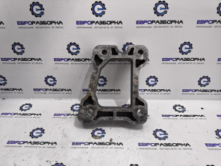 кронштейн (крепление) Bentley Bentayga 1 поколение [рестайлинг] 4V1 2023, 4.0 л., TFSI, DCU, бензин, АКПП, темно-зеленый перламутр, внедорожник 5 дв., полный привод, правый руль, 36A803946