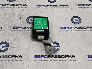 блок управления центральным замком Toyota Land Cruiser J200 [рестайлинг] 2015, АКПП, передний привод, правый руль, 8974060033