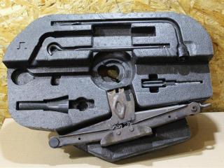 Набор инстументов штатный Maserati Levante 1 поколение M161 2017, 3.0 л., дизель, АКПП, передний привод, 670100602