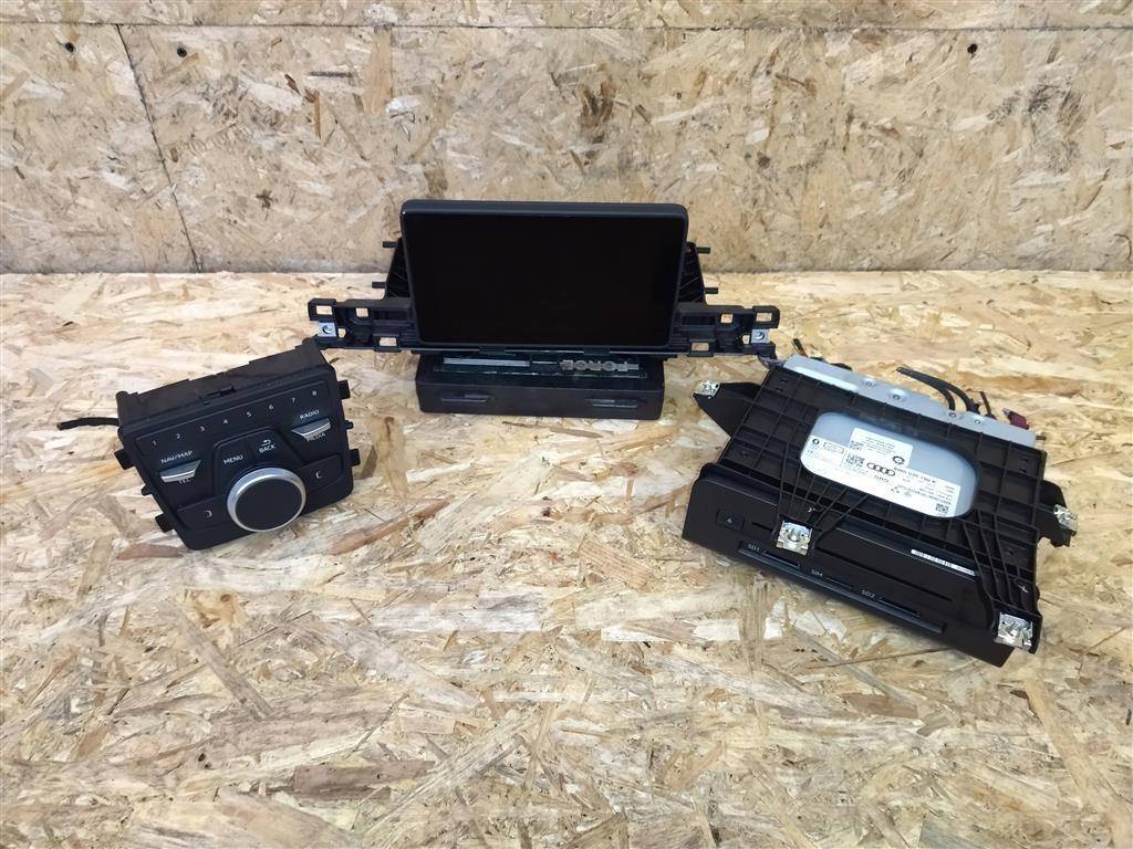 блок управления мультимедия Audi A4 B9 2019, 2.0 л., TDi, дизель, АКПП, передний привод, 8W0035192K, 8W0035192K, 8W0035192A - фото №1