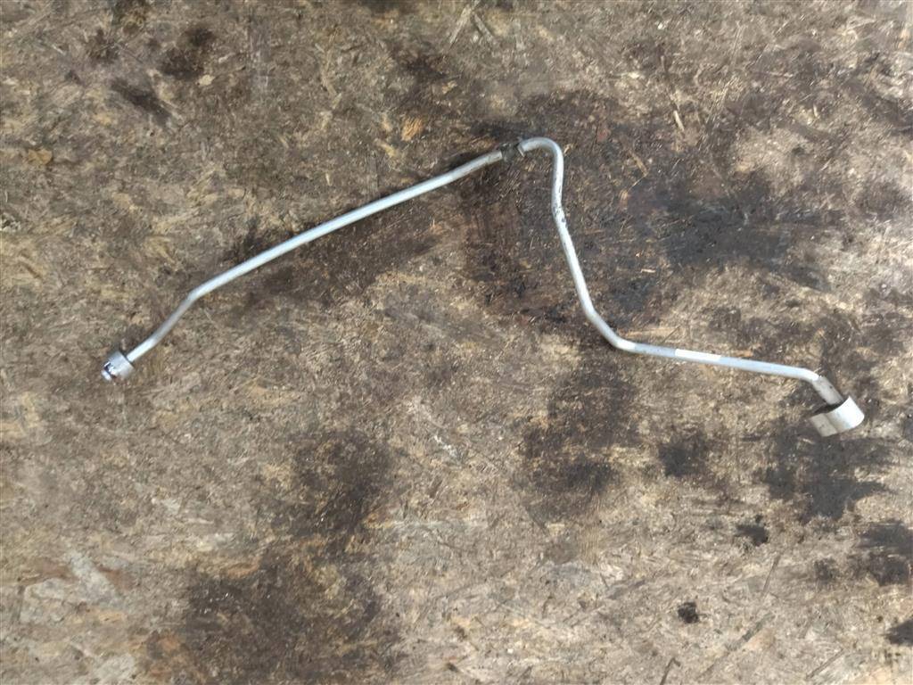 трубка кондиционера Bentley Continental GT 2 поколение 2015, 4.0 л., TFSI, бензин, АКПП, передний привод, 3W0260706E, 3W0260706E - фото №1