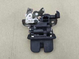 замок багажника Audi S8 D4 2013, 4.0 л., TFSI, АКПП, передний привод, 4H0827505, 4H0827505A