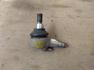 шаровая опора Mercedes-Benz CLS-Класс C218/X218 W218 2013, 2.0 л., CDi, дизель, АКПП, передний привод, A2123300135, A2123300135