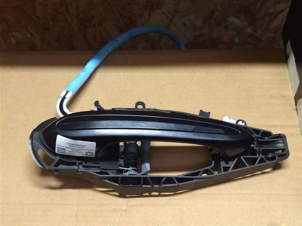 ручка наружная задняя левая BMW 6 GT G32 2017, 3.0 л., дизель, АКПП, полный привод, правый руль, 51217401204, 51217401203 - фото №1