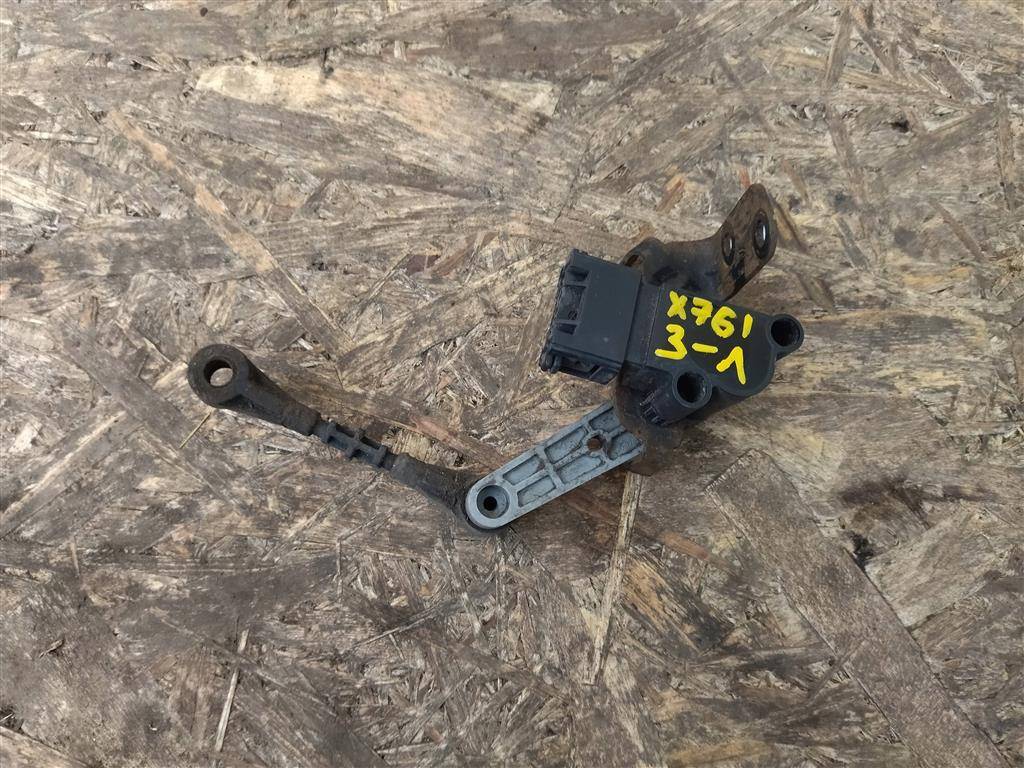 датчик дорожного просвета Jaguar F-Pace 1 поколение X761 2018, 3.0 л., дизель, АКПП, передний привод, HK833C279BA, LR090679, T4A1986, HK833C279BA - фото №1