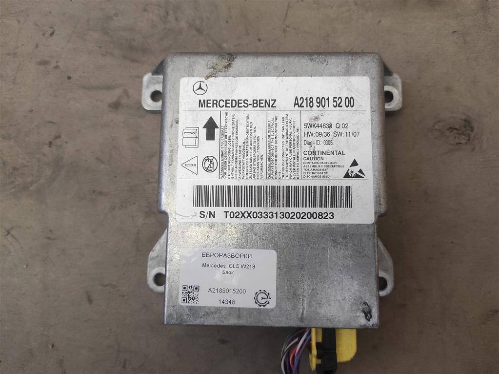 блок AirBag Mercedes-Benz CLS-Класс C218/X218 W218 2013, 3.0 л., CDi, дизель, АКПП, передний привод, A2189015200, A2189015200 - фото №1