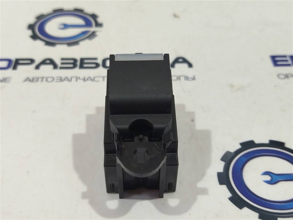 кнопка стеклоподъемника двери Land Rover Range Rover Velar 1 поколение L560 2018, 2.0 л., бензин, АКПП, передний привод, LR059773, T4K4281, FK7214717AB - фото №1