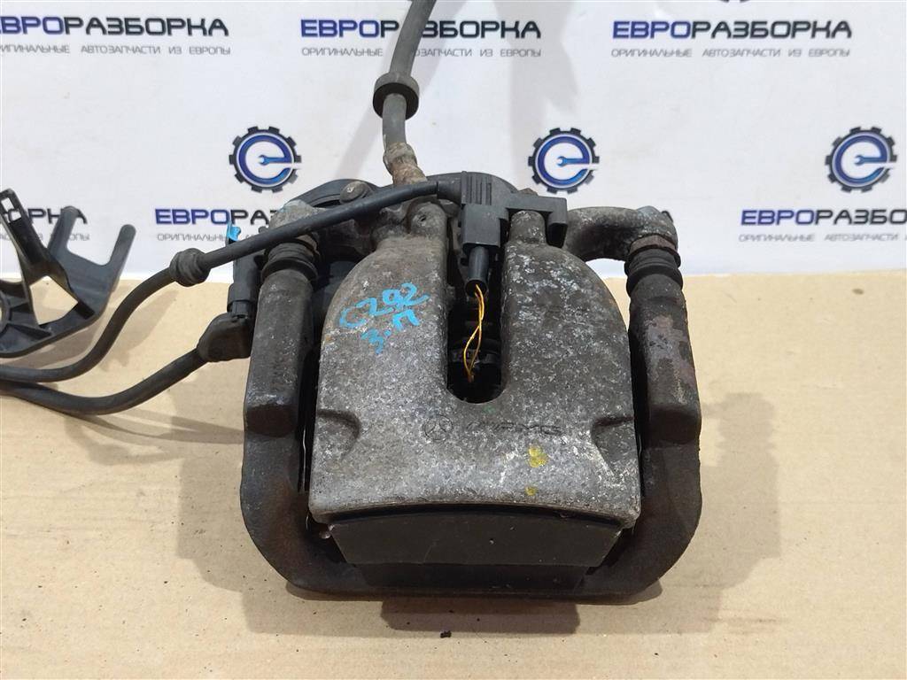 суппорт задний правый Mercedes-Benz GLE Coupe C292 2016, 3.0 л., дизель, АКПП, передний привод, A1664230681 - фото №1