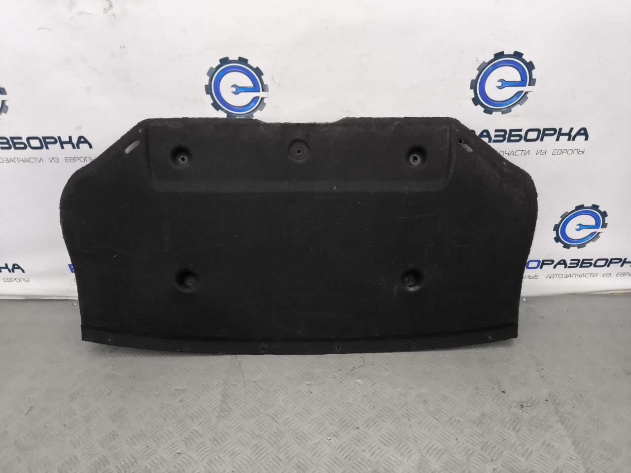 защита днища Bentley Continental GT 3 поколение 2023, 4.0 л., CVD, бензин, АКПП, красный, купе, полный привод, правый руль, 3SD825281C - фото №1