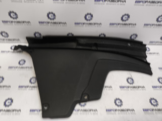 планка под капот Maserati Levante 1 поколение M161 2019, 3.0 л., бензин, АКПП, 670042320