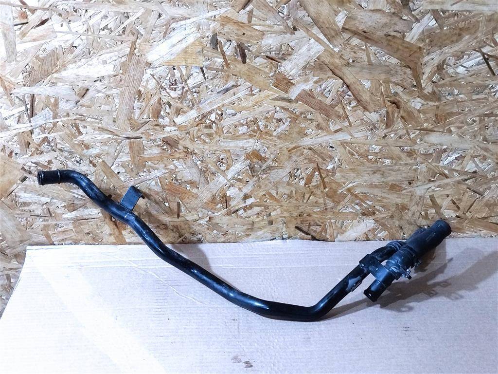 трубка охлаждающей жидкости Bentley Continental GT 1 поколение 2007, 6.0 л., бензин, АКПП, передний привод, 07C121486R, 07C121486R - фото №1