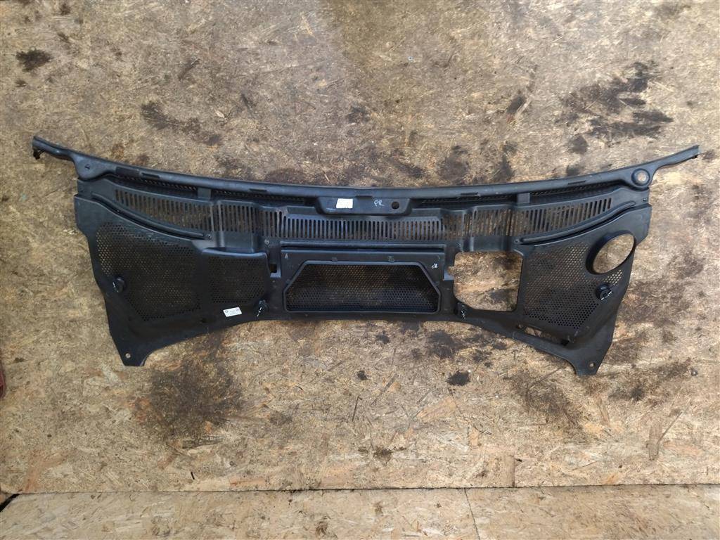 дождевик Bentley Continental GT 2 поколение 2015, 4.0 л., TFSI, бензин, АКПП, передний привод, 3W8819416, 3W8819416, 3W8819416N - фото №1