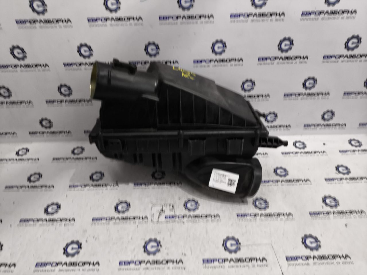 корпус воздушного фильтра Land Rover Range Rover 4 поколение L405 2015, 4.4 л., дизель, АКПП, полный привод, правый руль, CPLA9601CA - фото №1