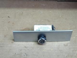 кнопка ручного тормоза (ручника) Maserati Quattroporte 6 поколение 2014, 3.0 л., дизель, АКПП, передний привод, 670010722, 670010722