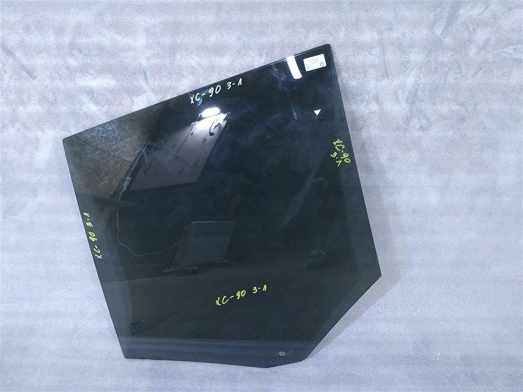 стекло двери задней левой Volvo XC90 2 поколение 2019, 2.0 л., дизель, АКПП, передний привод, 32244975, 32244975 - фото №1