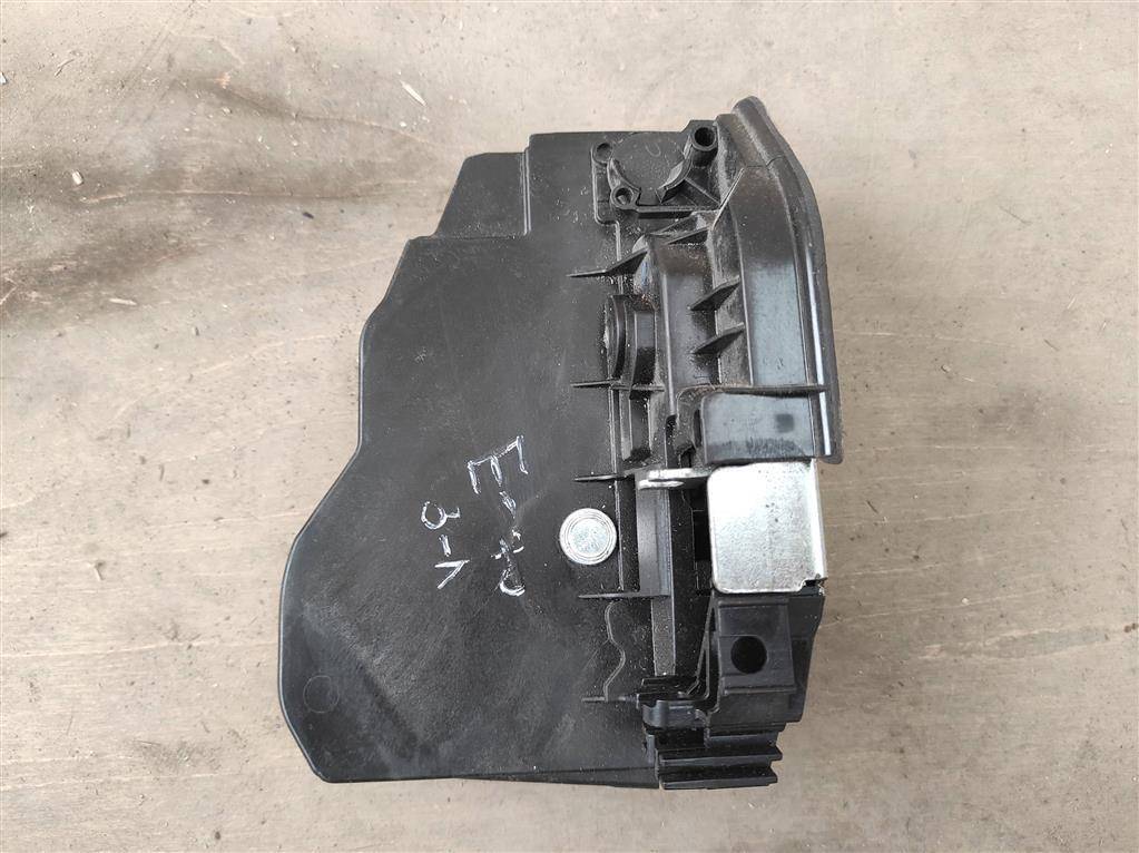 замок двери задней правой BMW X5 E70 2010, 4.0 л., АКПП, передний привод, 7202148, 7202148, 51217202148, 51227202148 - фото №1