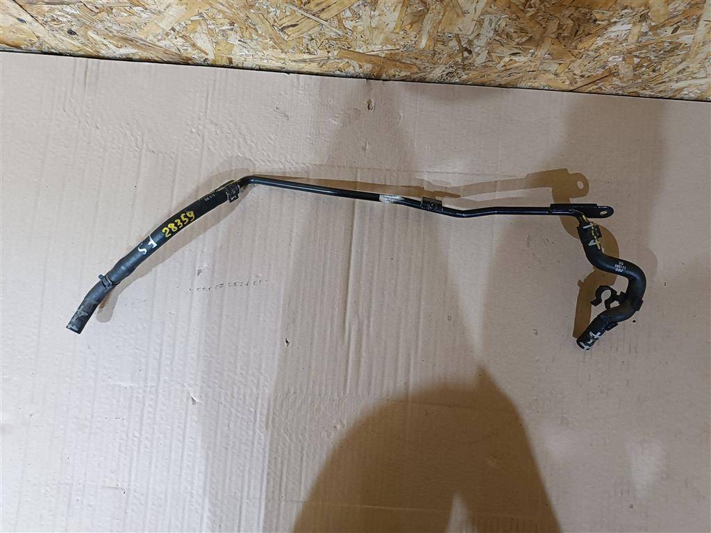 трубка вакуумная Bentley Continental Flying Spur 1 поколение 2012, 6.0 л., бензин, АКПП, серый, передний привод, 3W0122447P, 3W0122447P, 3W0122447AC - фото №1