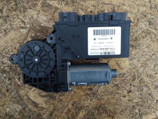 моторчик стеклоподъемника Bentley Continental Flying Spur 1 поколение 2012, 6.0 л., бензин, АКПП, серый, передний привод, 3W5959703C, 3W5959703C